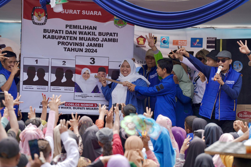 Hari Terakhir Jelang Masa Tenang, Masnah Busro Senam Sehat di Talangduku, Ribuan Warga Hadir bersama MBZ