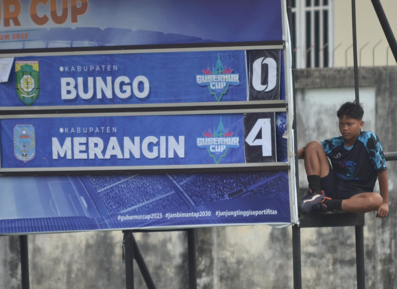 Sedang Berlangsung : Merangin Tambah 2 Gol Di Awal Babak Kedua, Skor 4-0 :Makin Pasti ke Partai Final