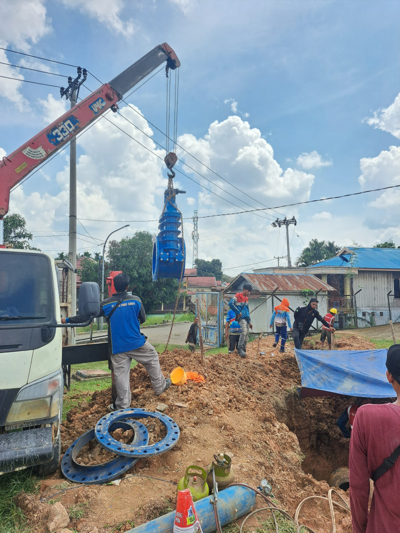 Pipa Pengaliran Air Baku PDAM Tirta Mayang Bocor, 24.000 Pelanggan Terdampak