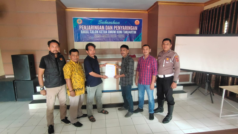 Resmi Ambil Formulir, Rustam Hasanuddin Siap Maju sebagai Bakal Calon Ketua Umum KONI Tanjabtim

