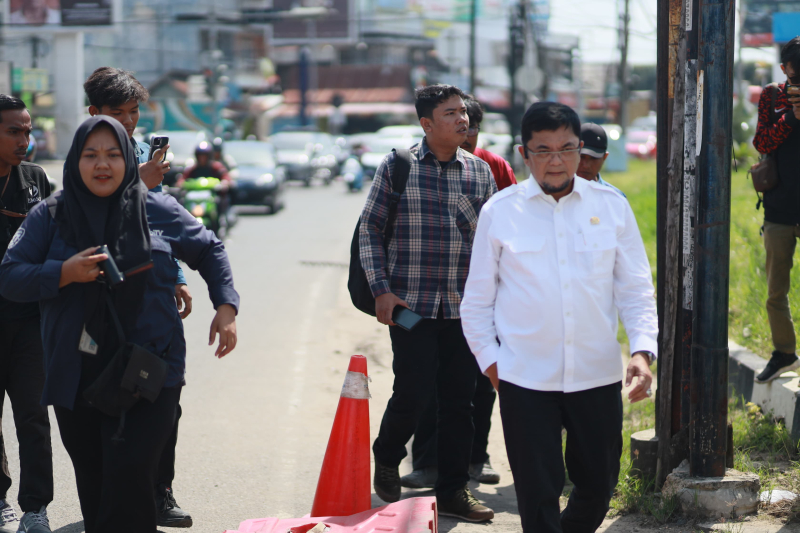 Ban Pesawat Meleleh, Waka DPRD Ivan Wirata Ingatkan Identifikasi Landasan Pacu - Hak Penumpang