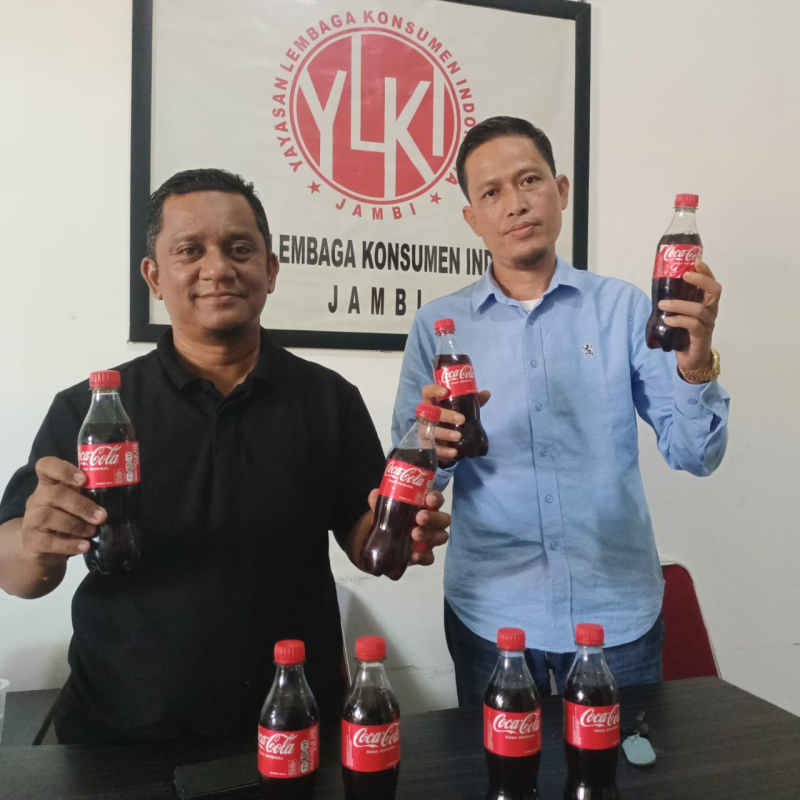 Warga Jambi Keracunan Usai Minum Coca-Cola Kedaluwarsa dari Indomaret