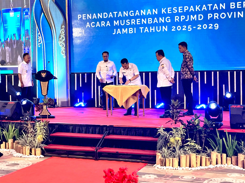 Bupati Batanghari Lakukan Pencanangan Desa Cinta Statistik Program Strategis Nasional, Musrenbang Diwakili Pj Sekda