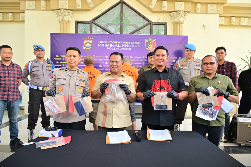 Subdit Tipidter Polda Jambi Gagalkan Pengiriman 1,2 Kg Emas Ilegal Senilai Rp 2 Miliar