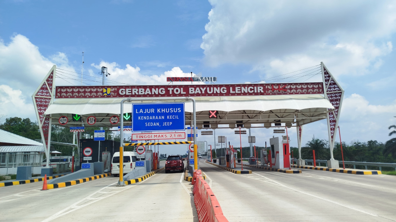 Libur Panjang, 97 Ribu Kendaraan Melintas di Jalan Tol Trans Sumatera