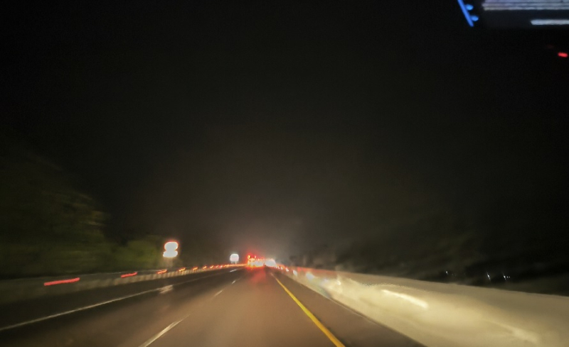 Tol Palembang-Lampung Gelap Gulita Pengendara Terpaksa Pakai Indra Ketujuh