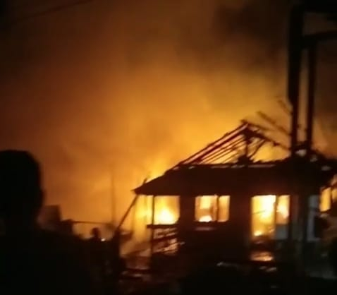 Dua Bangunan Ludes Terbakar di Tanjabtim, Diduga Api Berasal dari Rumah Kosong