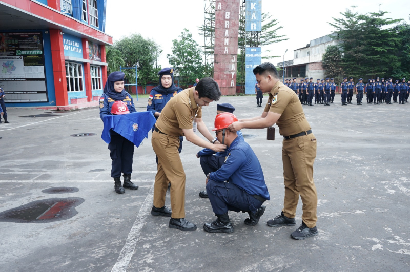 Ditutup Wawako Diza, 44 Peserta Diklat Pemadam Lulus dengan Predikat Memuaskan