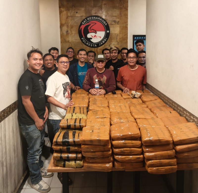 Polisi Bongkar Peredaran Ganja Besar di Jambi, Barang Bukti Capai 200 Kg

