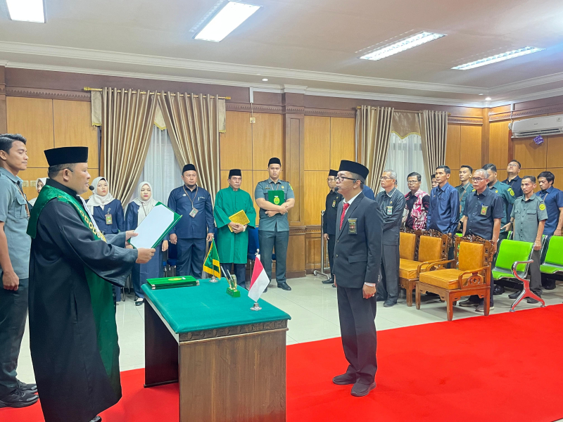 Dr. Yusuf Lantik Noprizal Sebagai Panitera PA Muara Bulian Kelas I B