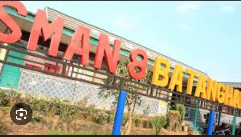 Heboh Ada Pungutan di SMAN 8 Batanghari, Kepsek : Permintaan Orang Tua Siswa