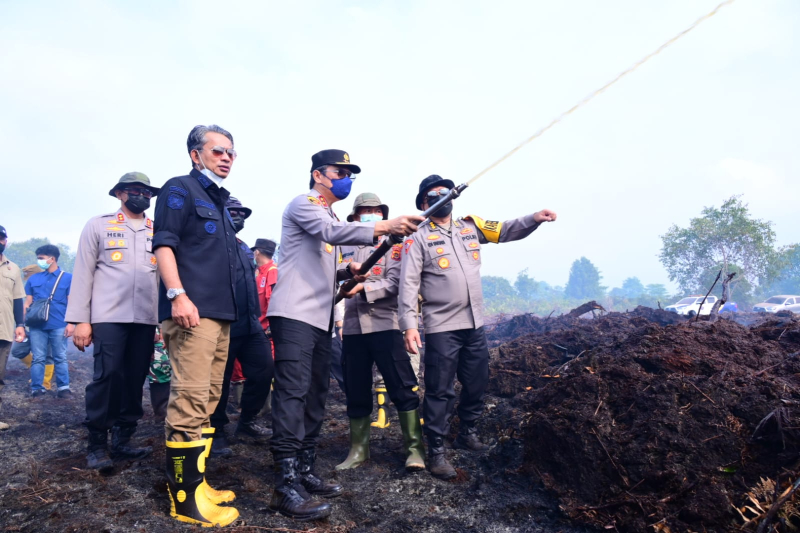 Kapolda Jambi Tinjau Langsung Lokasi Karhutla di Desa Gambut Jaya