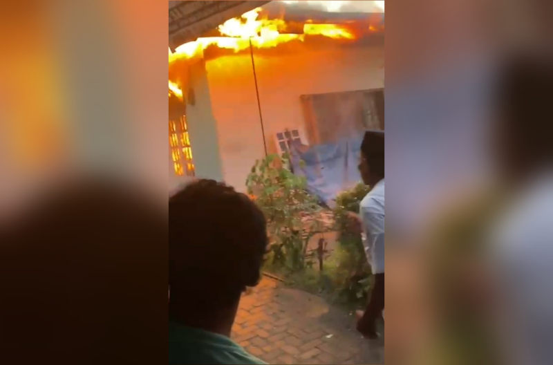 Tabung Gas Bocor hingga Meledak, Bedeng 4 Pintu Hangus Terbakar