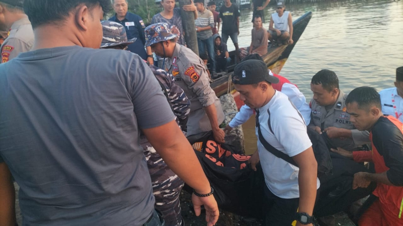 Remaja 19 Tahun Tewas Tenggelam di Pelabuhan Marina Kuala Tungkal