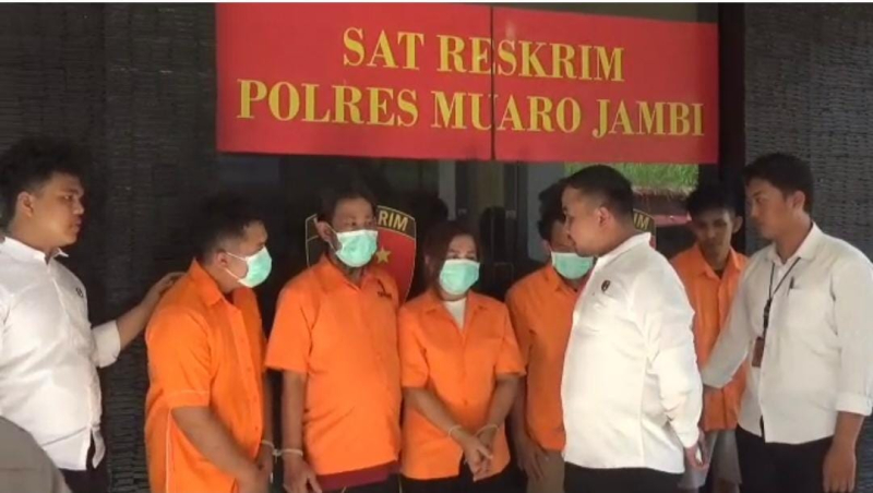 Berkedok Debt Collector, Polisi Ringkus Lima Pelaku Perampasan Mobil Secara Paksa di Muaro Jambi