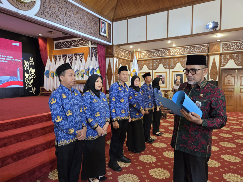 192 PPPK Terima SK Pengangkatan, Total Gaji Ribuan PPPK Ditanggung Pemprov Jadi Rp300 Miliar