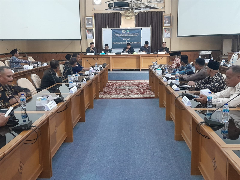 Dialog publik yang digelar Fraksi PKB DPRD Muaro Jambi bersama Forum Kades dan Badan Permusyawaratan Desa (BPD).