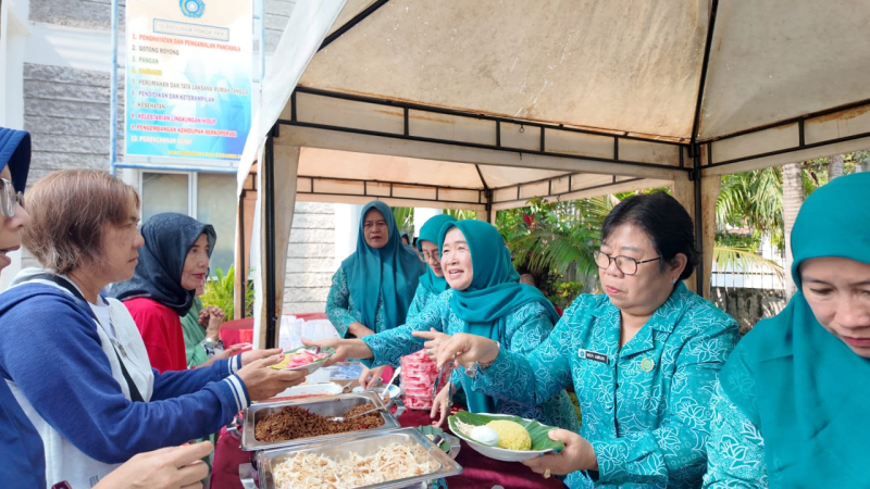Hesti Haris Hadirkan Sarapan Murah Rp3.000 untuk Masyarakat