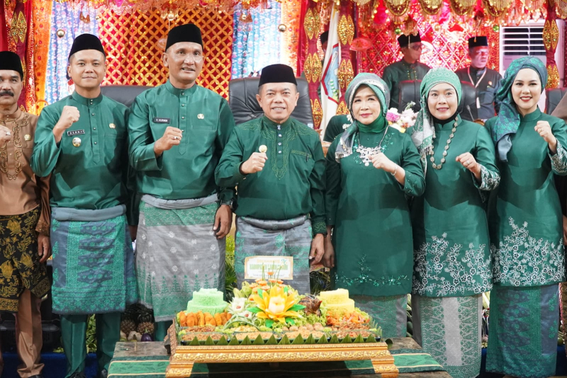 Gubernur Al Haris Ajak Bupati/Wali Kota Bangun Daerah dengan Semangat Kebersamaan dan Inovasi