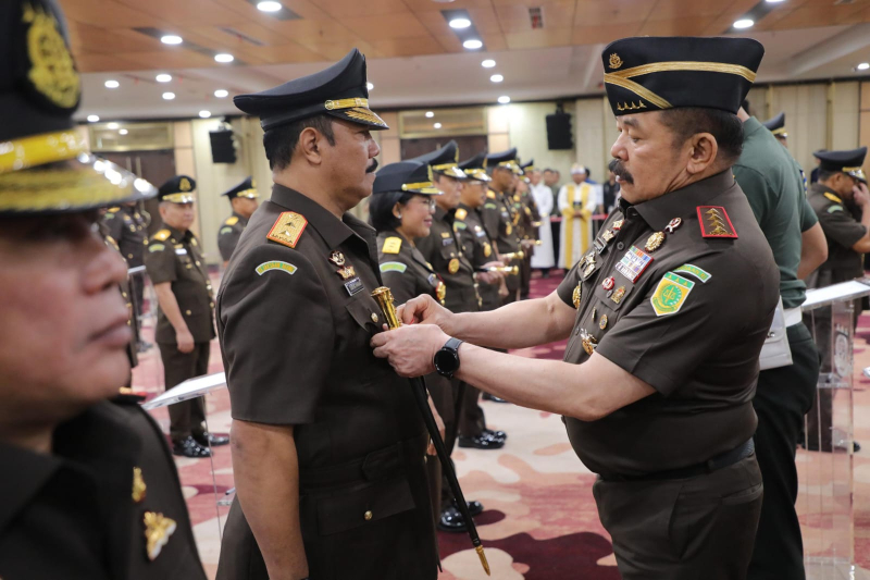 Resmi Dilantik Oleh Jaksa Agung, Sugeng Hariadi Jabat Kepala Kepala Kejaksaan Tinggi Jambi