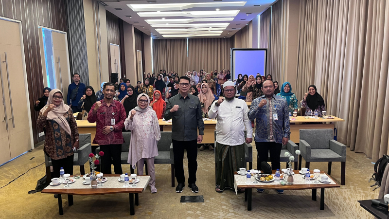 Anggota Komisi XII DPR RI Sy Fasha Buka Sosialisasi Program Berbasis Masyarakat Pembangunan Infrastruktur Hijau di Kota Jambi