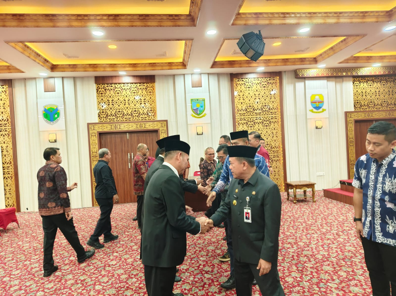 2 Dari 6 Jabatan Lelang Belum Dilantik, Gubernur Al Haris : Masih Tunggu Izin, Mungkin Lusa