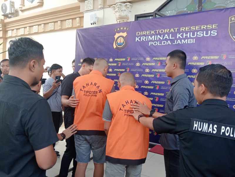 Polda Jambi Tangkap Dua Truk Pengangkut BBM Ilegal, Dua Oknum TNI Terlibat