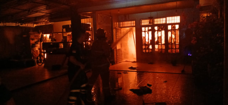 Dipicu Korsleting Kompor Listrik, Pabrik Tahu Hangus Dilalap Sijago Merah