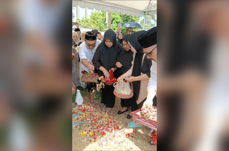 Mantan Wali Kota Jambi Bambang Priyanto Dikebumikan! Dikenang Dermawan, Sederhana, dan Dekat dengan Warga