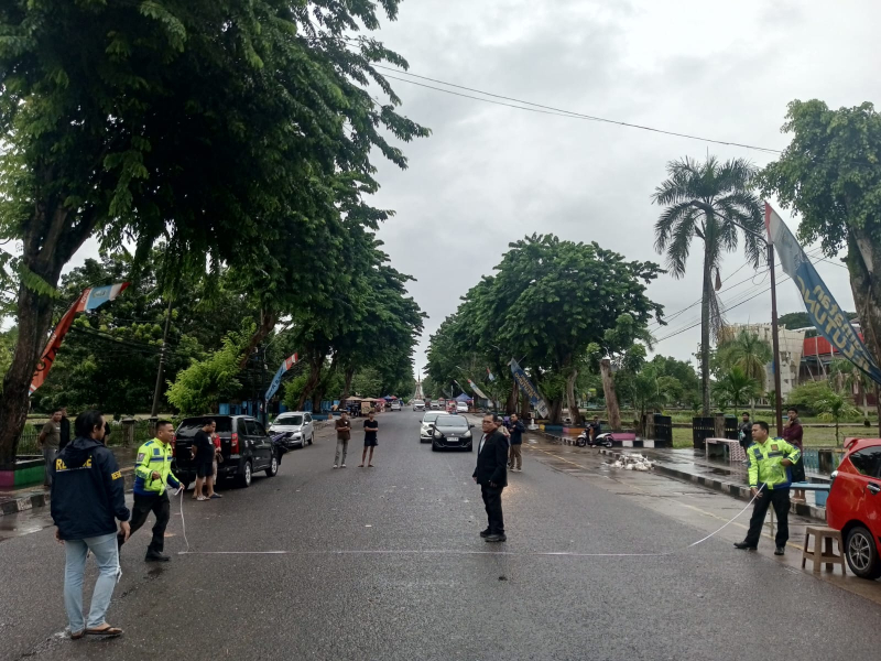 Hilang Kendali, Remaja Meninggal Setelah Motornya Tabrak Avanza di Jalur Berlawanan