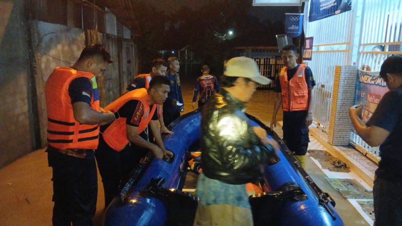 Hujan Deras Rendam Kota Jambi, Wali Kota Maulana Perintahkan Semua Perangkat Daerah Siaga