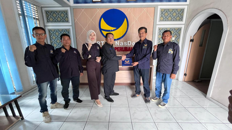 Siap Besarkan Partai, Bustomi Pimpin DPD NasDem Muaro Jambi

