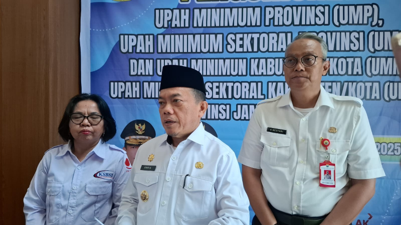 Gubernur Jambi Al Haris Umumkan UMP - UMK Kabupaten/Kota Tahun 2026, Perusahaan Wajib Patuh Segini Besarannya!