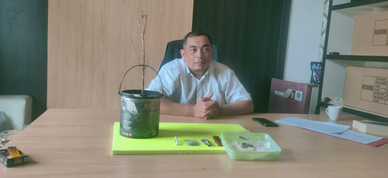 Tanam Ganja di Dalam Rumah, Polres Tanjabtim Amankan Sepasang Tersangka di Muara Sabak Barat