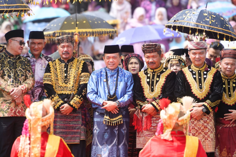 Hadiri Kenduri Sko Siulak Mukai, Gubernur Al Haris Apresiasi Masyarakat Pertahankan Nilai Budaya