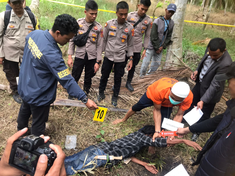 Rekonstruksi Ungkap Dugaan Pembunuhan Berencana Lansia di Sabak Timur