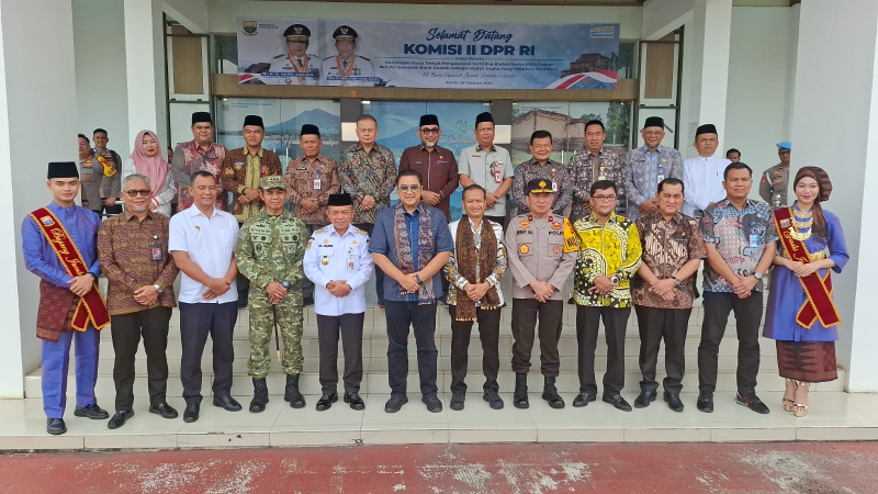 Danrem 042/Gapu Terima Kunjungan Komisi II DPR RI di Jambi, Fokus Pengawasan BUMD dan Stabilitas Daerah