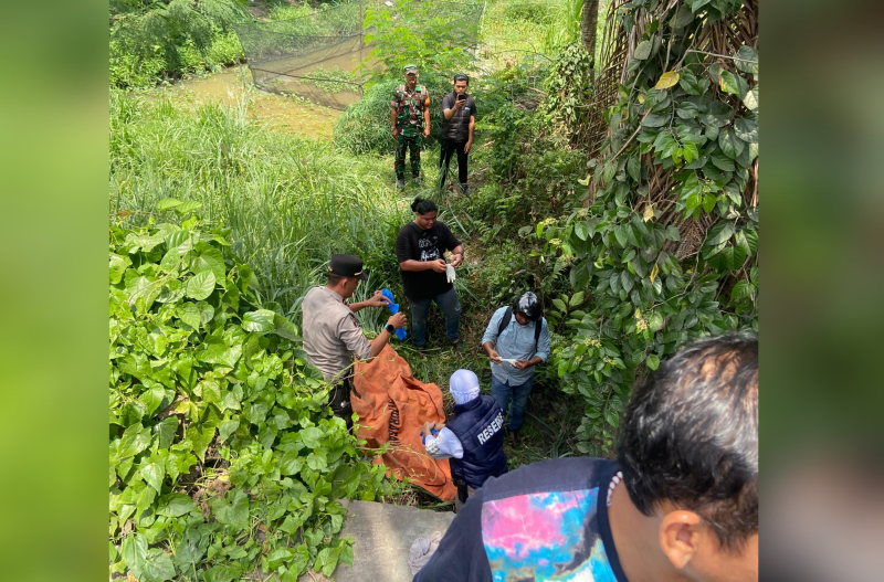 Mayat Pria Tanpa Identitas Ditemukan Mengapung di Bawah Jembatan Tanjung Lumut