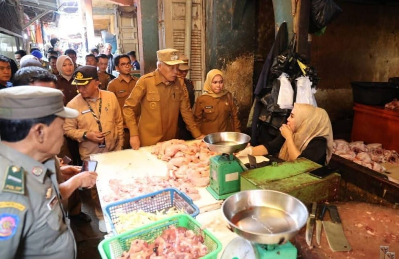 Wawako Azhar Hamzah Pimpin Sidak Pasar, Pastikan Stok Bahan Pokok Aman Jelang Idul Fitri 1447 H