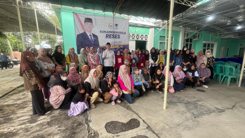 Usai Dengan Ibu-ibu BKMT, Sy Fasha Berbagi Tali Asih Dengan PKH Kota Jambi