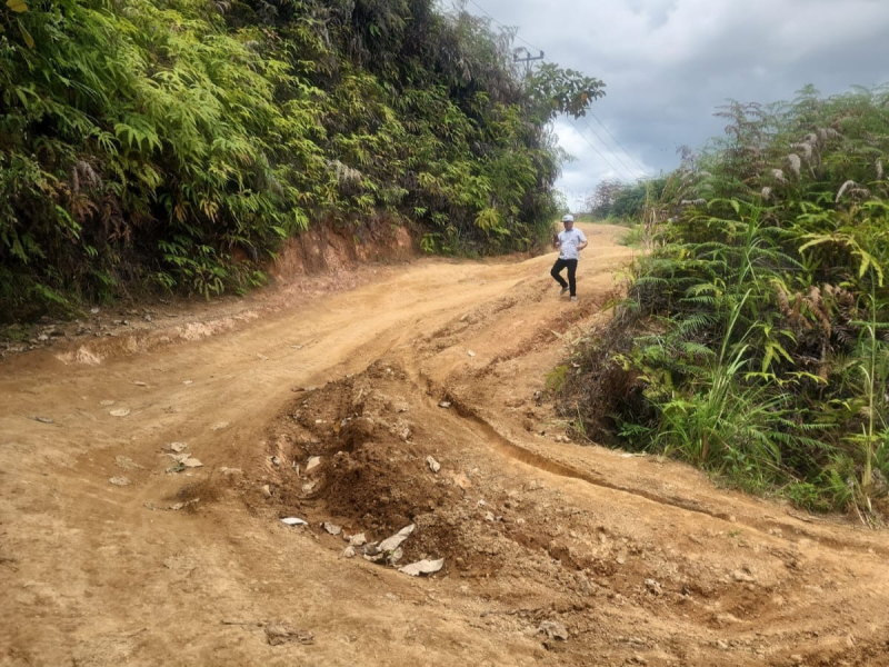 Pembangunan Jalan Renah Pemetik Dimulai, Warga Sambut Antusias