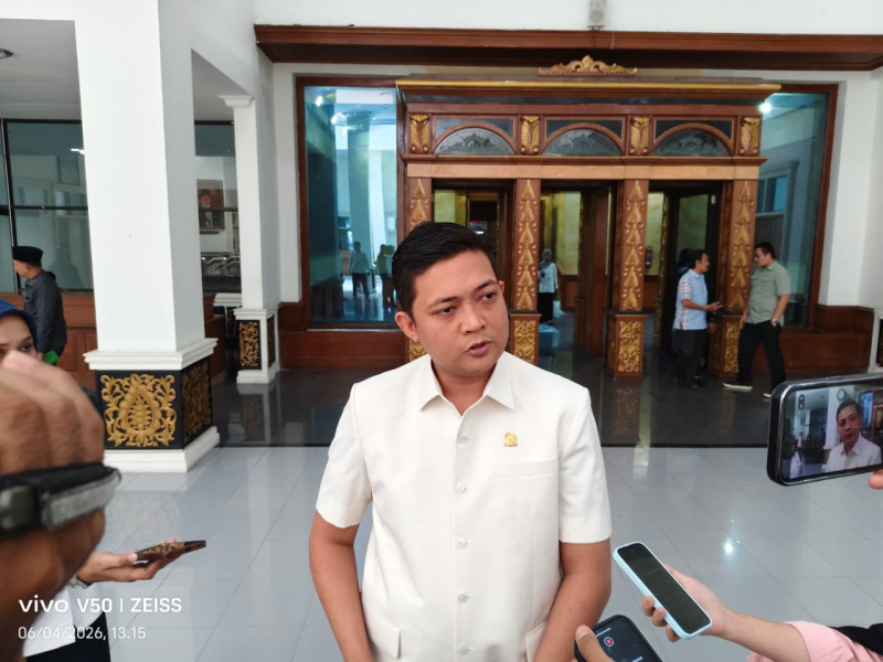 Pimpin Paripurna LKPJ 2025, Hafiz Fattah Ungkap Jalan Khusus Batu Bara - PAD Jadi Catatan Kritis Fraksi