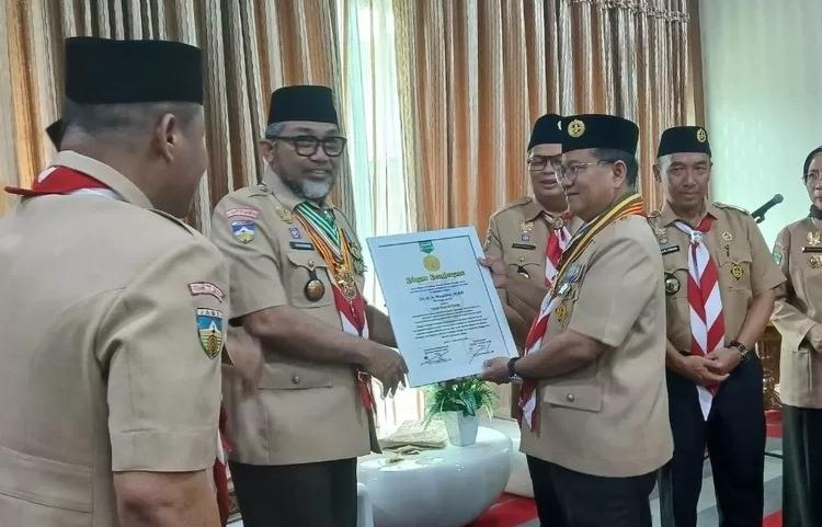 Maulana Raih Penghargaan Tokoh Pramuka Perintis Utama, Bukti Dukungan Nyata untuk Pembinaan Generasi Muda